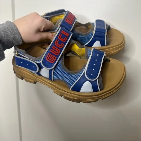 Gucci Aguru Trek Brand-embellished Leather Gladiator Men's Sandals size 8.5 - Picture 2 of 10